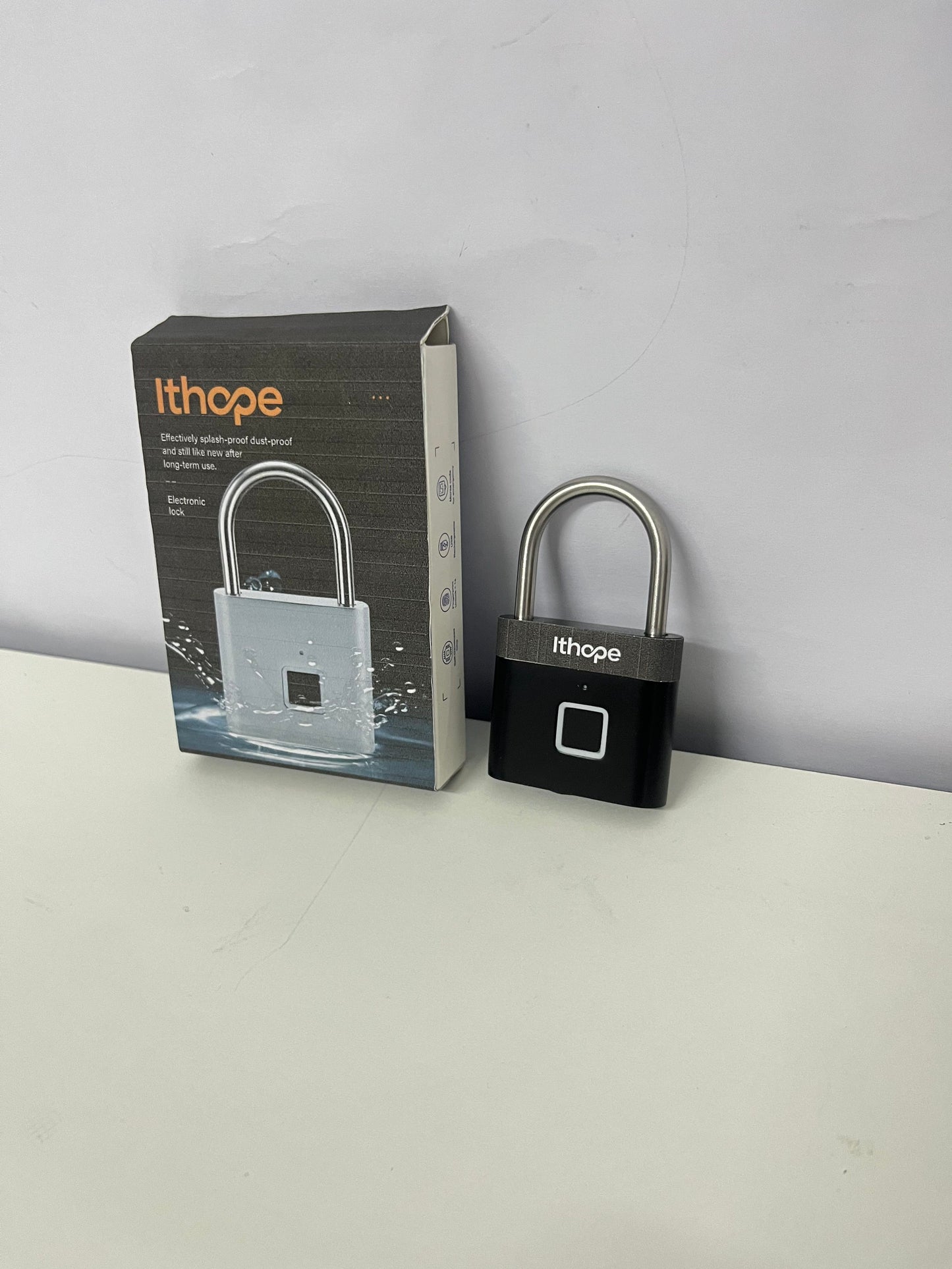 Ithope Electronic locks Waterproof Dustproof Fingerprint Electronic Padlock