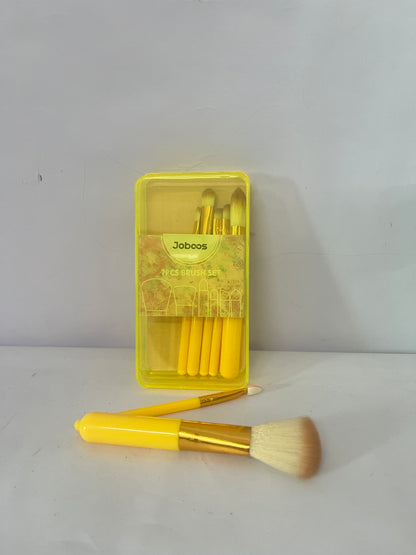 Joboos Cosmetic brushes Professional Makeup Brush Set, 7 Pieces, Synthetic Bristles for Face and Eyes, Yellow
