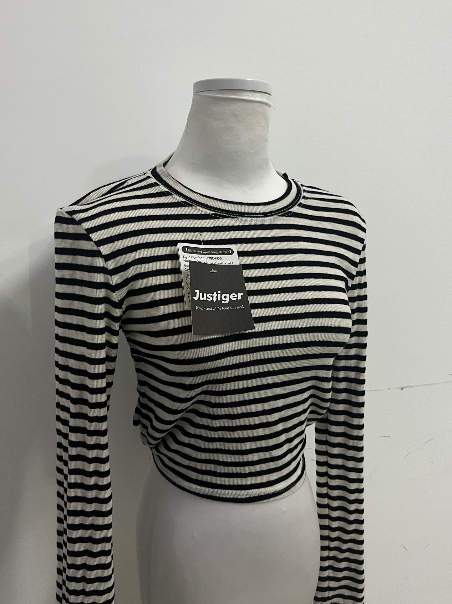 Justiger Black and White Striped Open Back Tie Cropped Long Sleeve Top, Slim Fit Versatile Unique Design Women's Top