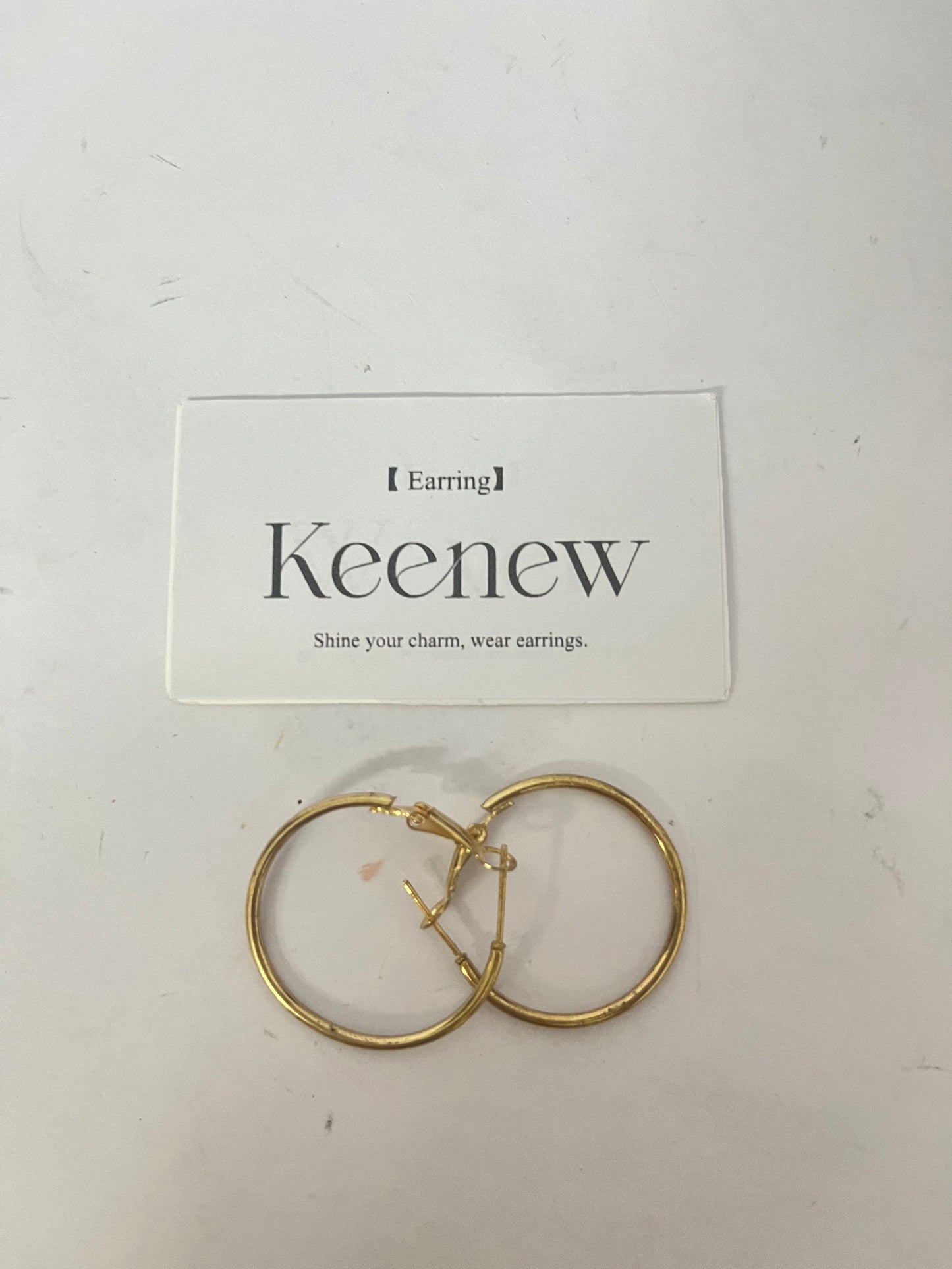 Keenew Hypoallergenic Gold Hoop Earrings for Women,Gold Surgical Steel Hoops Earrings, Thin Hoop Earring for Women, Classic Hoops Everyday Wear