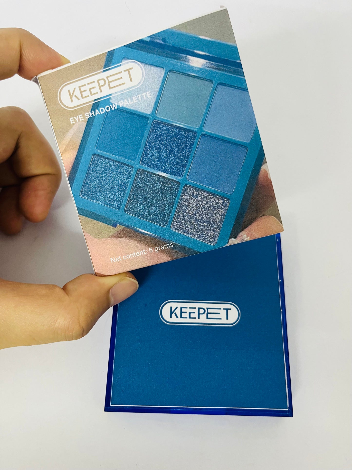 KEEPET Blue Eyeshadow Palette - 9 Shades with Matte & Glitter Finishes, 5g Pigmented Eye Makeup Palette