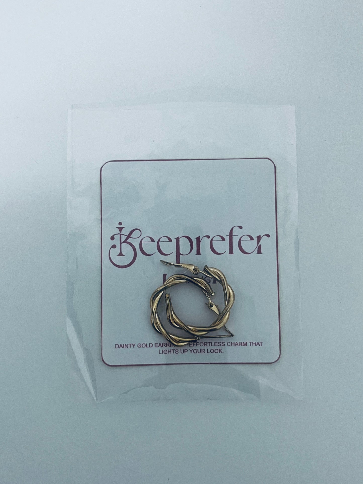 【Keeprefer Twisted Gold-Tone Hoop Earrings】—— Dainty Charm to Elevate Your Daily Style