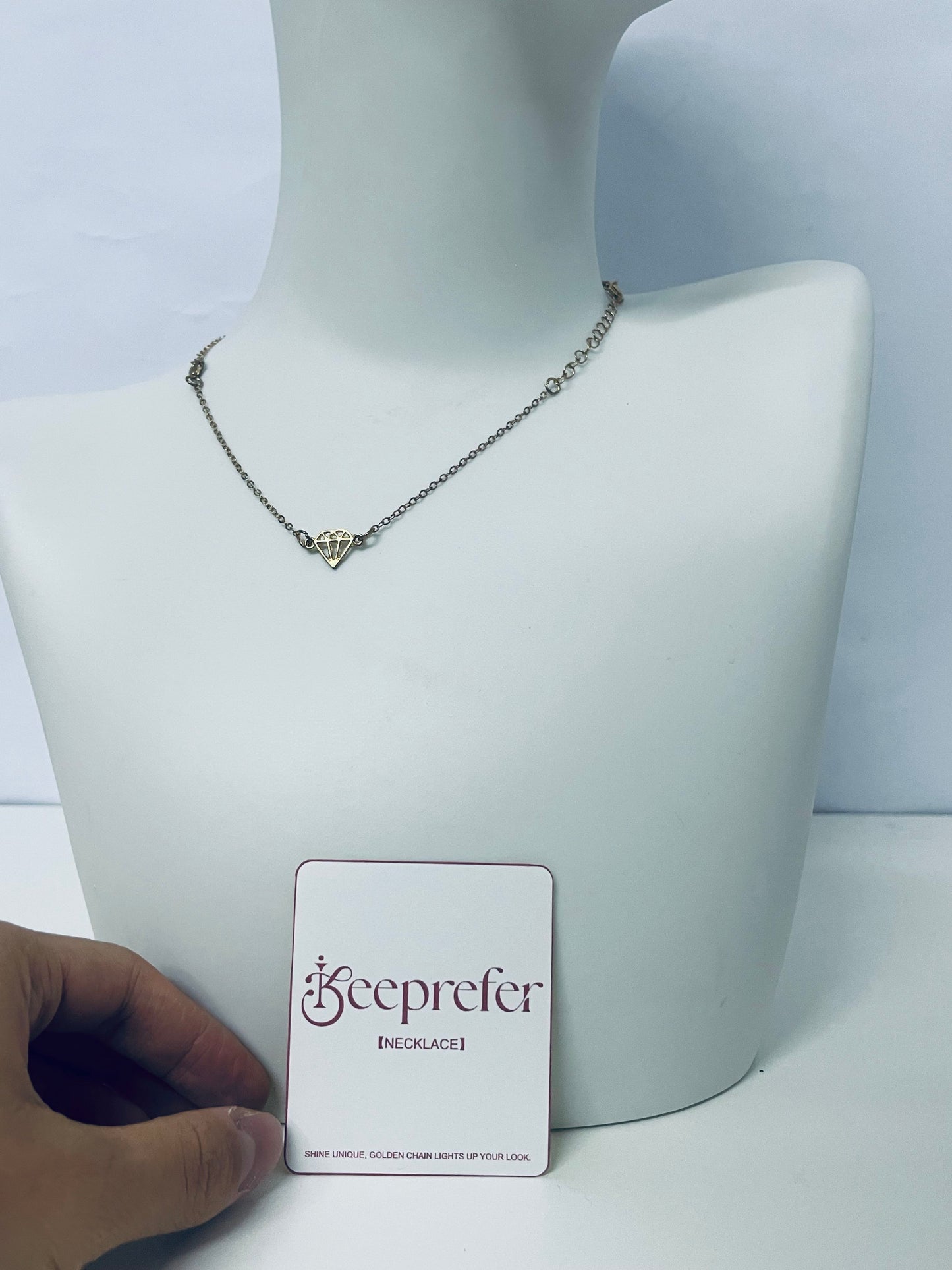 【Keeprefer Heart Pendant Gold-Tone Necklace】—— Delicate Shiny Ornament to Elevate Your Daily Look