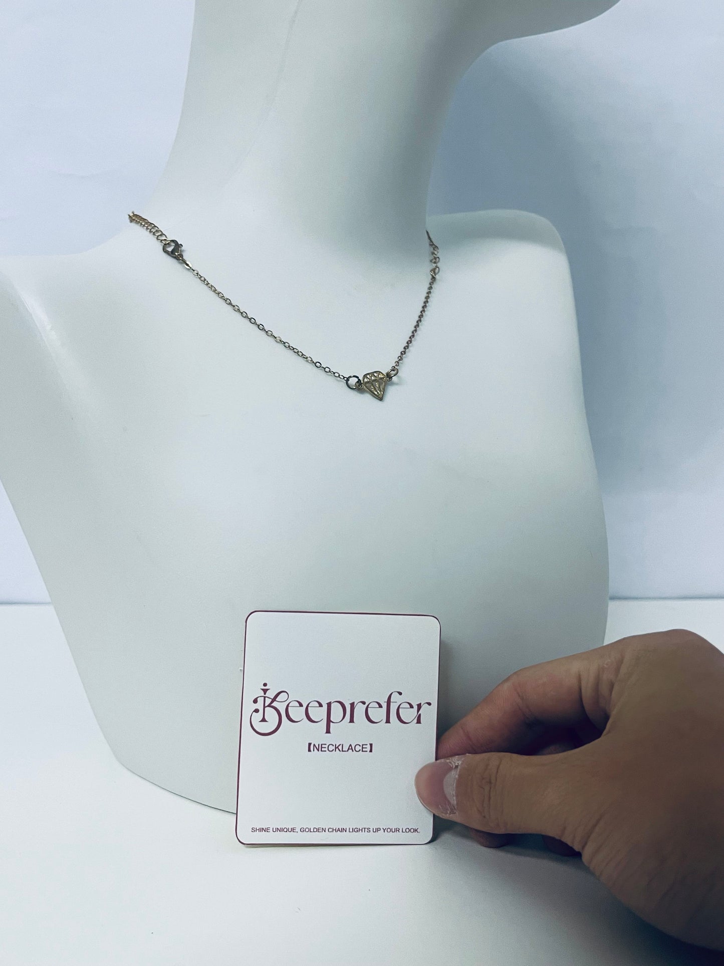 【Keeprefer Heart Pendant Gold-Tone Necklace】—— Delicate Shiny Ornament to Elevate Your Daily Look