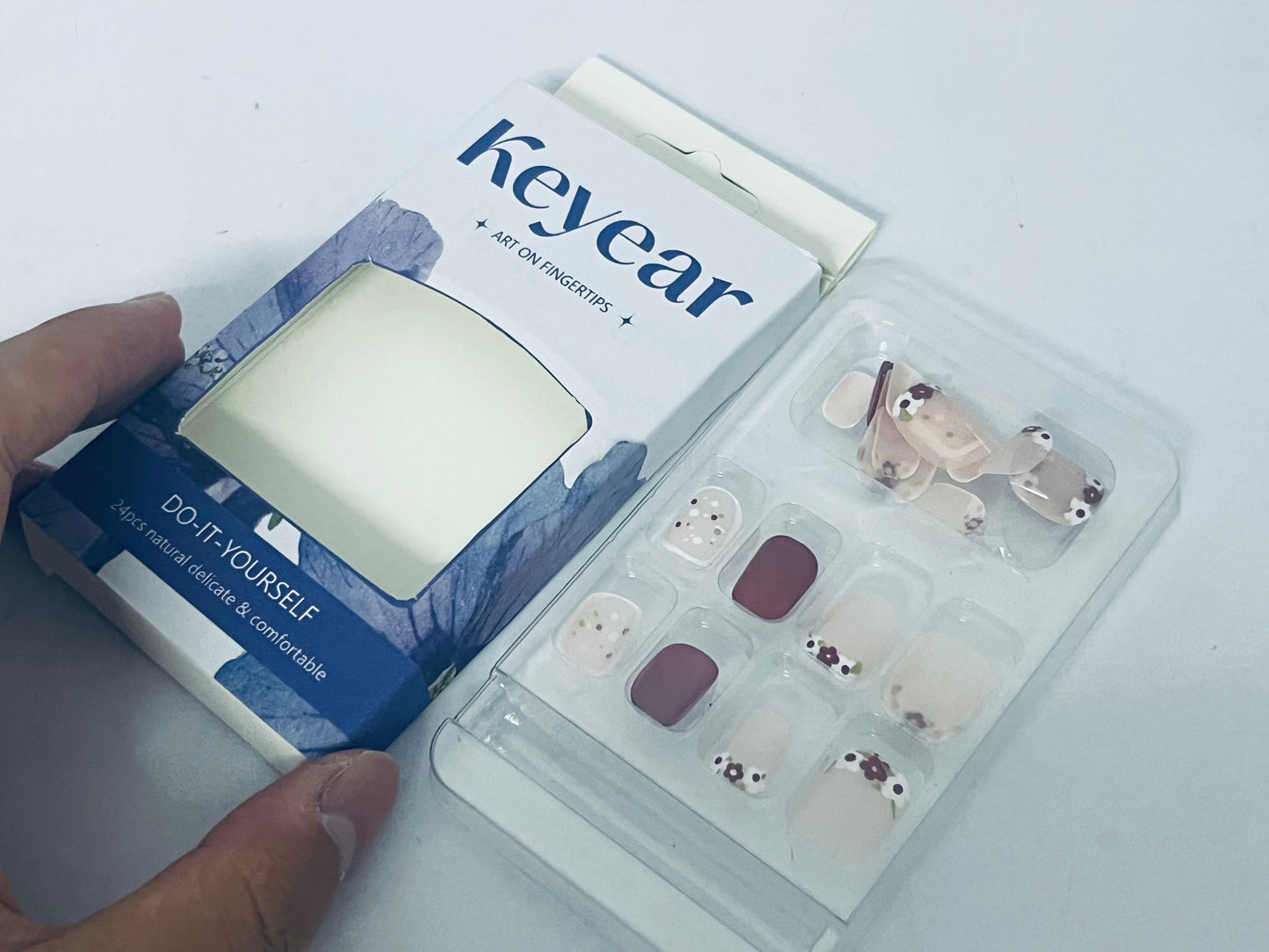 Keyear 24PCS DIY Press on Nails, Natural Delicate & Comfortable Fake Nails with Floral & Elegant Dark Design for Daily & Party Wear