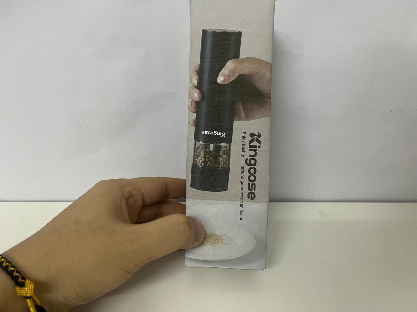 Kingcose Electric Pepper Grinder A Fresh Seasoning Essential for Kitchen & Dining Table