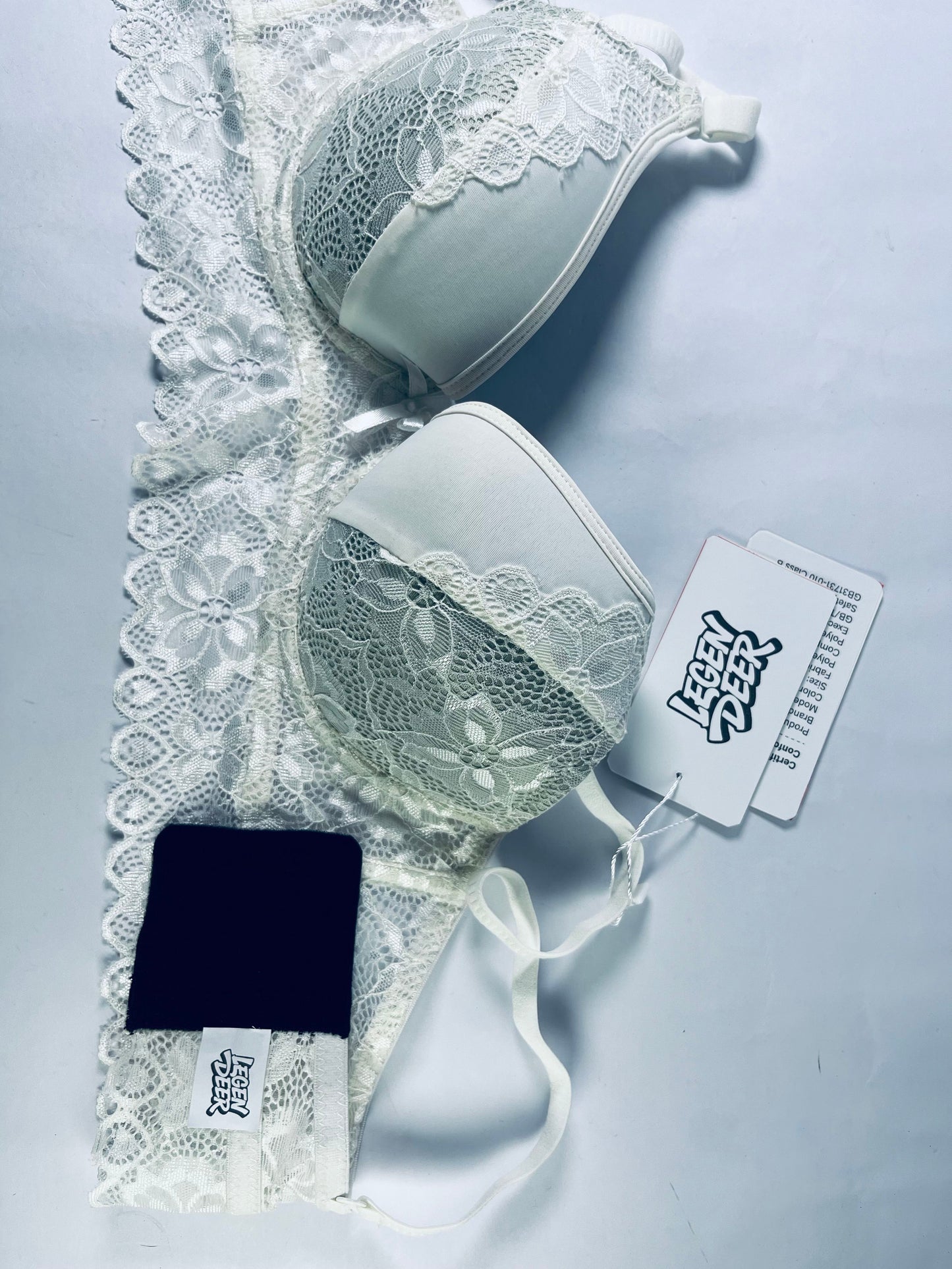 LEGEN DEER Women's Push Up Bra Lace Comfort Padded Bra.Women's Microfiber and Lace Push Up Plunge Bra.Elastic but not tight, comfortable and soft.