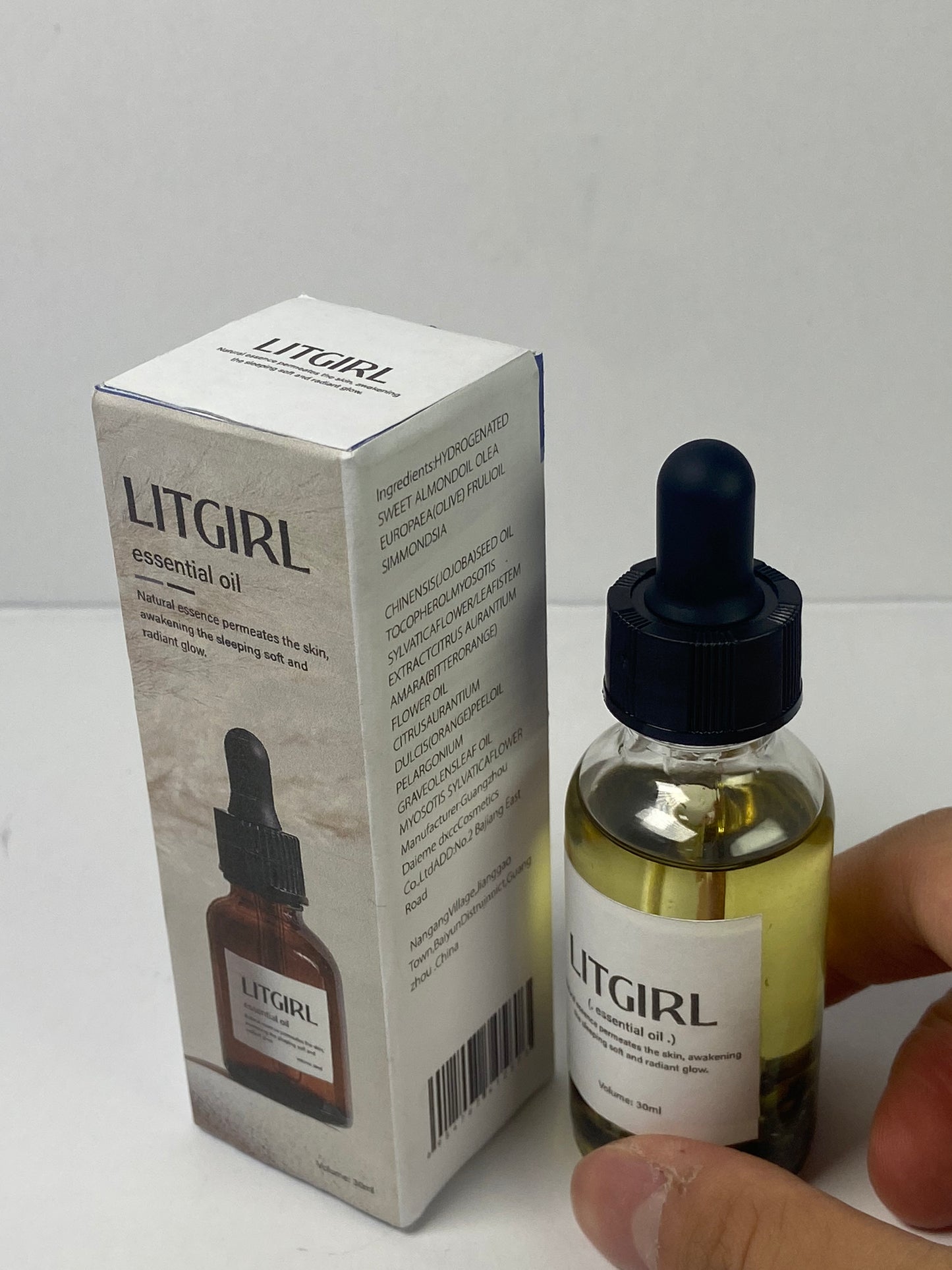 LITGIRL Essential Oil, rosemary,Stress-Supportive Botanical Blend for Clear Skin, Calm & Confidence, 30mL