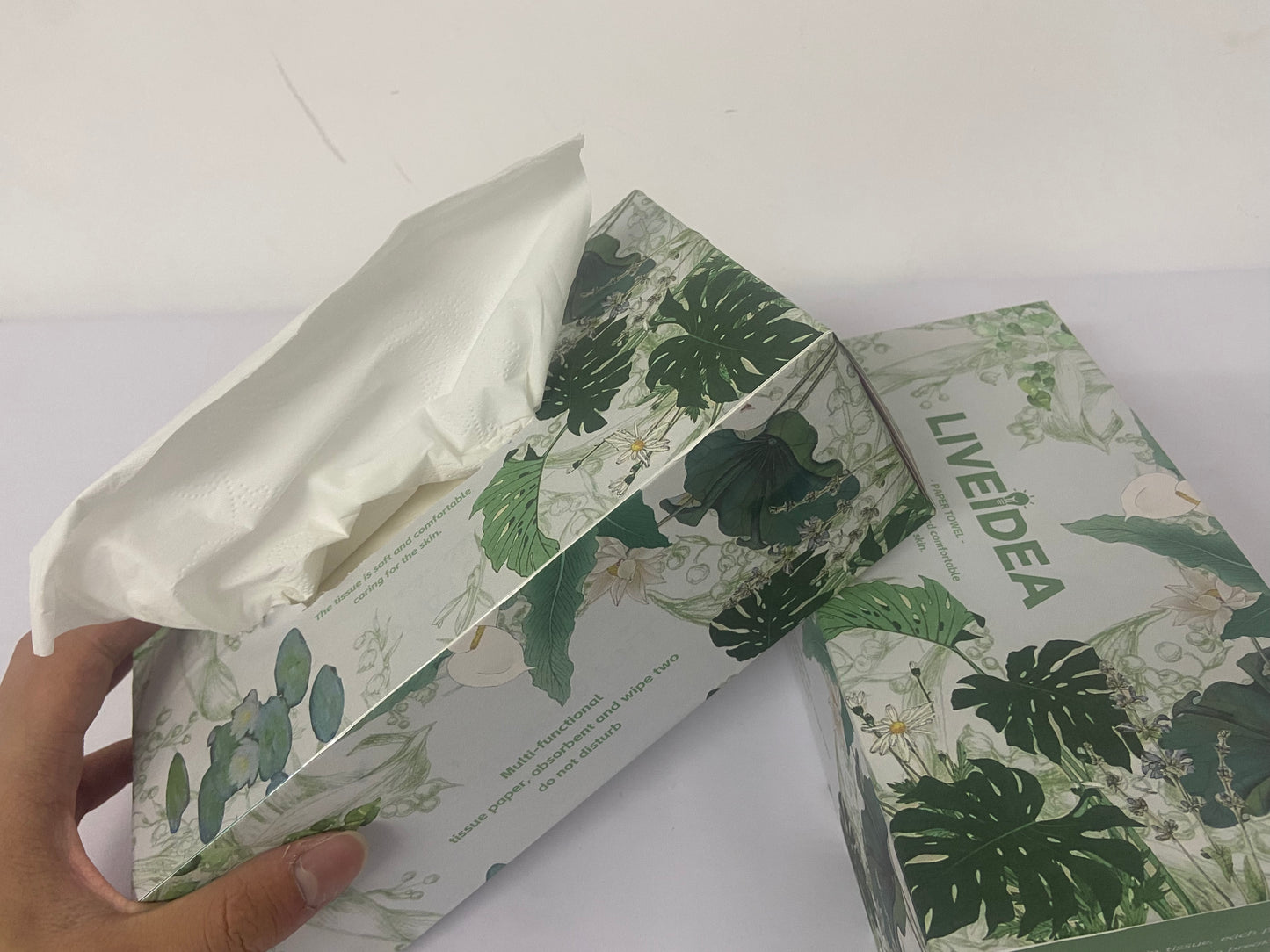 LIVEIDEA Facial Tissue Paper | Soft, Absorbent Hand and Face Wipes, Premium Facial Tissues Boxes for Personal Care, 30 Pack of White 2-Ply Tissues | 100 sheets Per Box