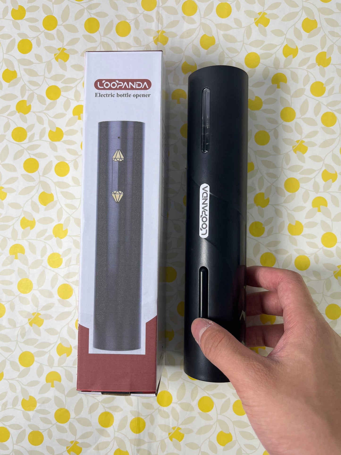 LOOPANDA Electric Can Opener, Can Opener Electric for Seniors with Smooth Edge, Food-Safe Automatic Can Opener Portable Battery Operated Can Openers for Almost Any Can Sizes, Black