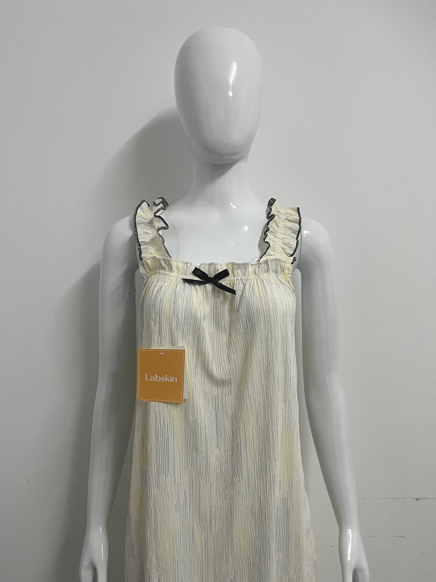 【Labskin Ruffle Strap Nightdress】—— Cozy & Feminine Loungewear for Restful Nights