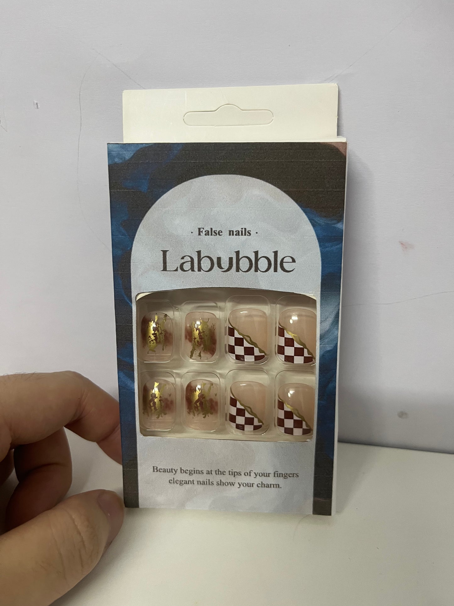 [Labubble False nails]——Checkerboard & Gold Foil Press-On Nails - Short Square Round Elegant Nail Tips
