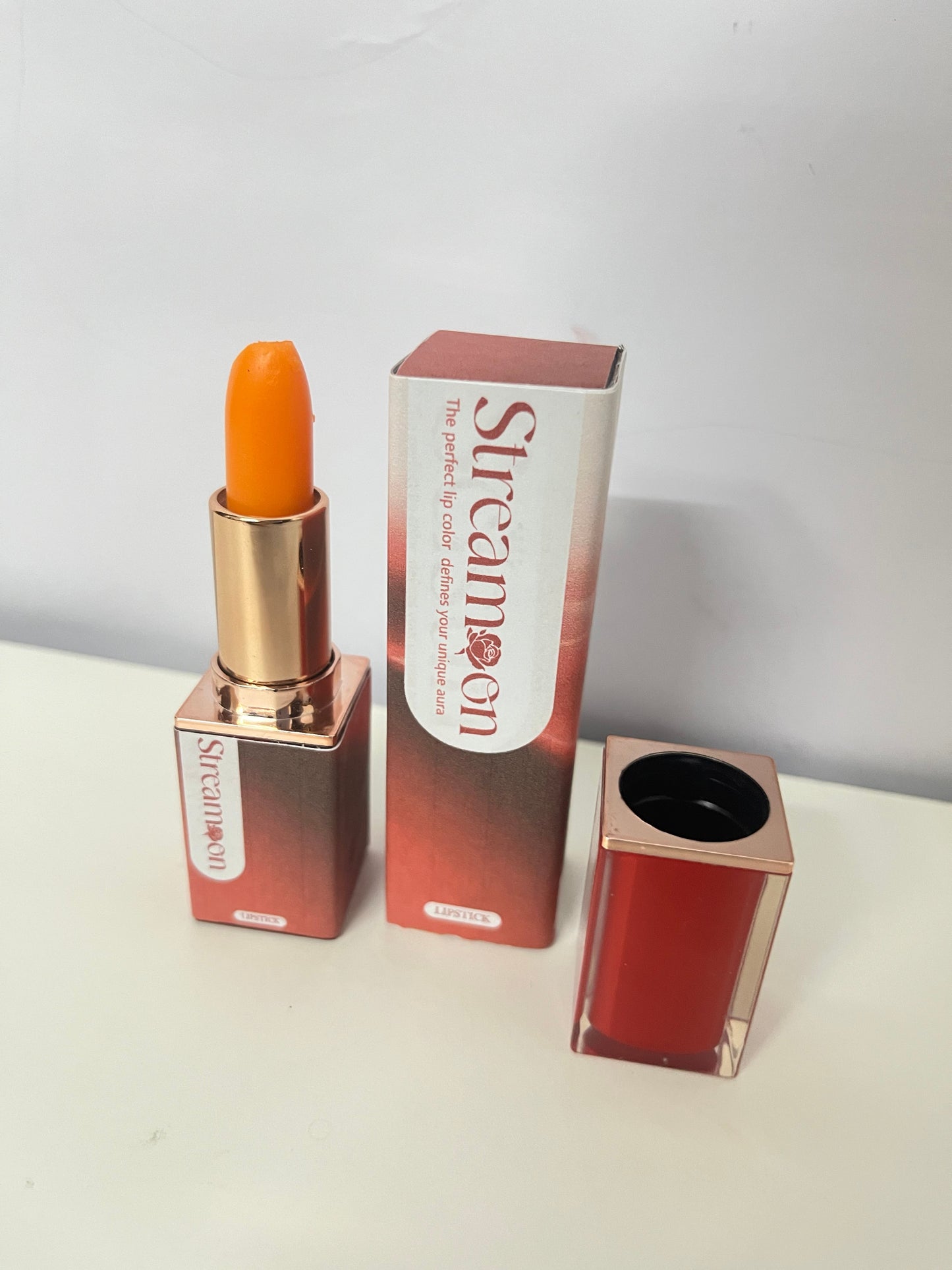 【Streamoon Gradient Lipstick】—— Vibrant Color to Define Your Unique Aura
