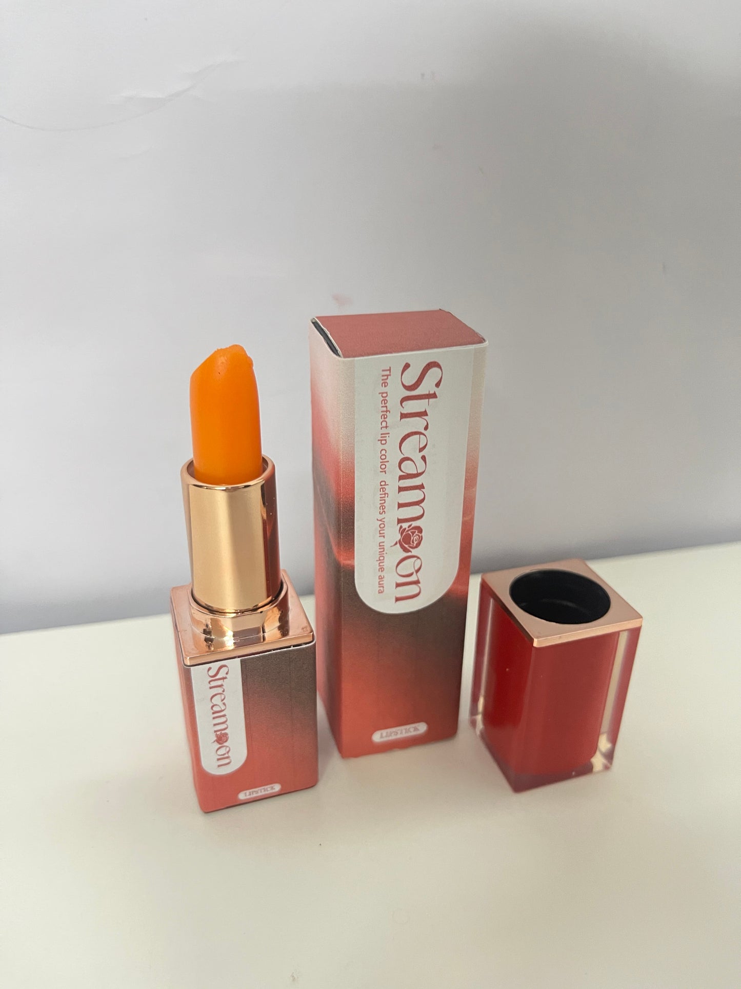 【Streamoon Gradient Lipstick】—— Vibrant Color to Define Your Unique Aura