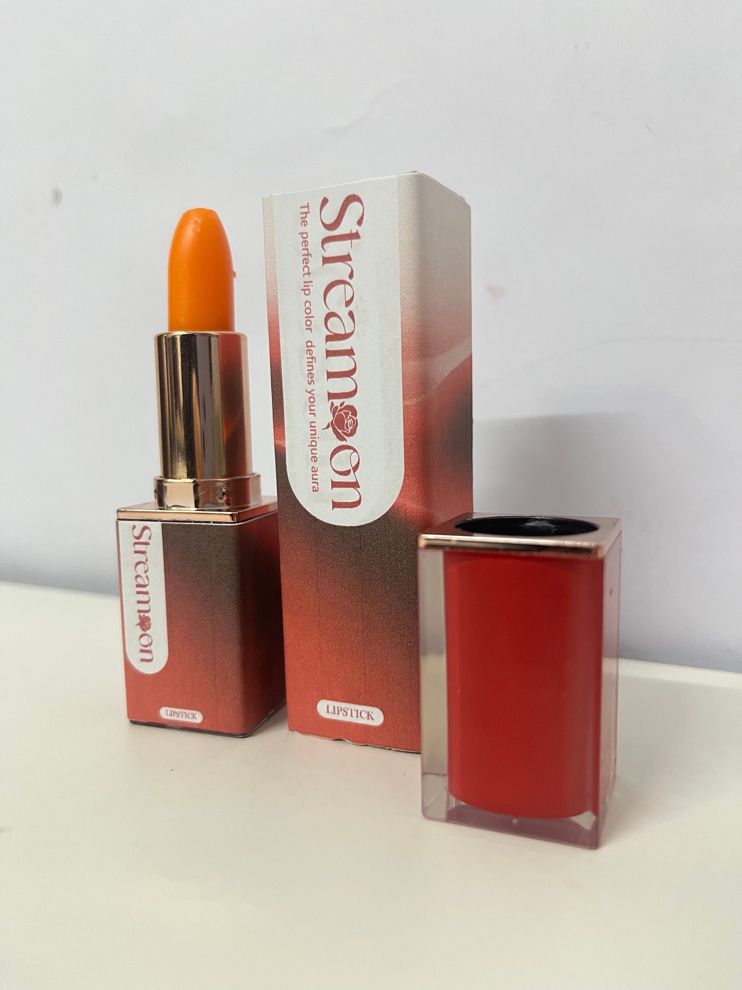 【Streamoon Gradient Lipstick】—— Vibrant Color to Define Your Unique Aura