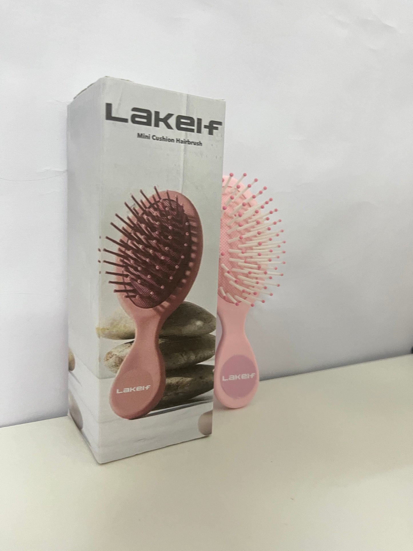 【Lakelf Mini Cushion Hairbrush】—— Portable & Gentle Daily Hair Tool