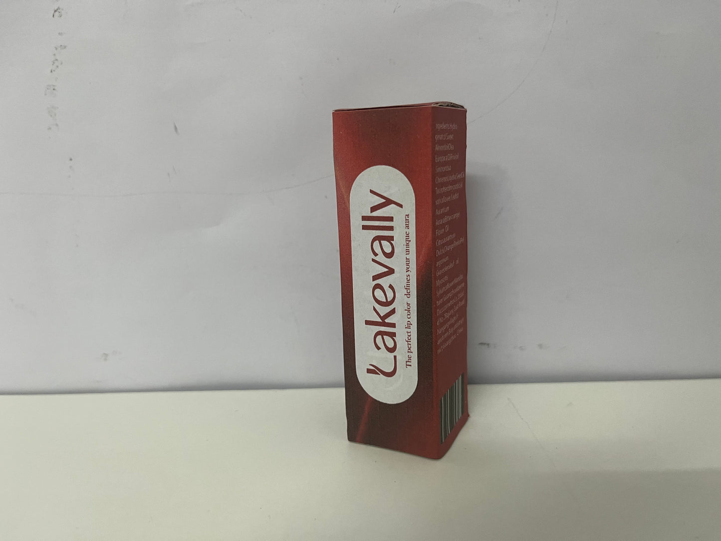 [Lakevally Lipstick]——Velvet Matte Lipstick - Flattering & Versatile Long-Lasting Lip Color