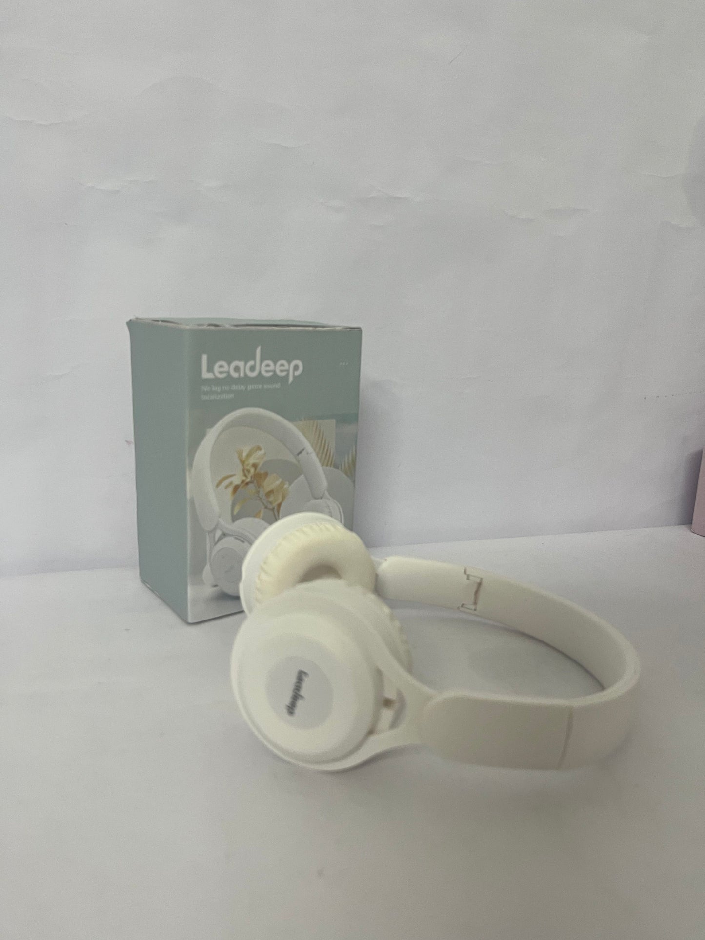 Leadeep Wireless Over-Ear Bluetooth Headphones | High Appearance·Immersive Sound·Universal Compatibility