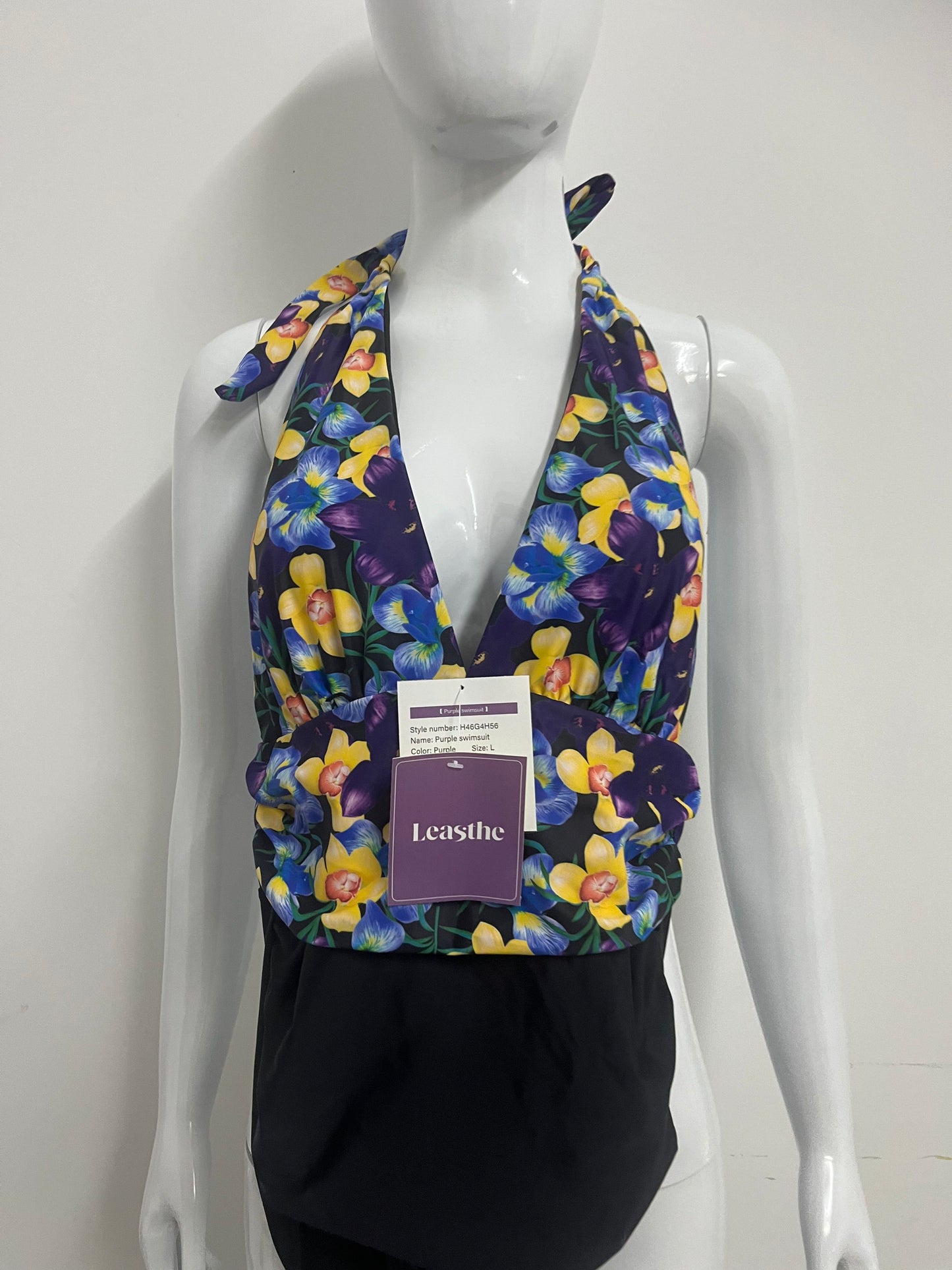 【Leasthe Floral Halter One-Piece Swimsuit】—— Vibrant & Flattering Swimwear for Confident Summer Days