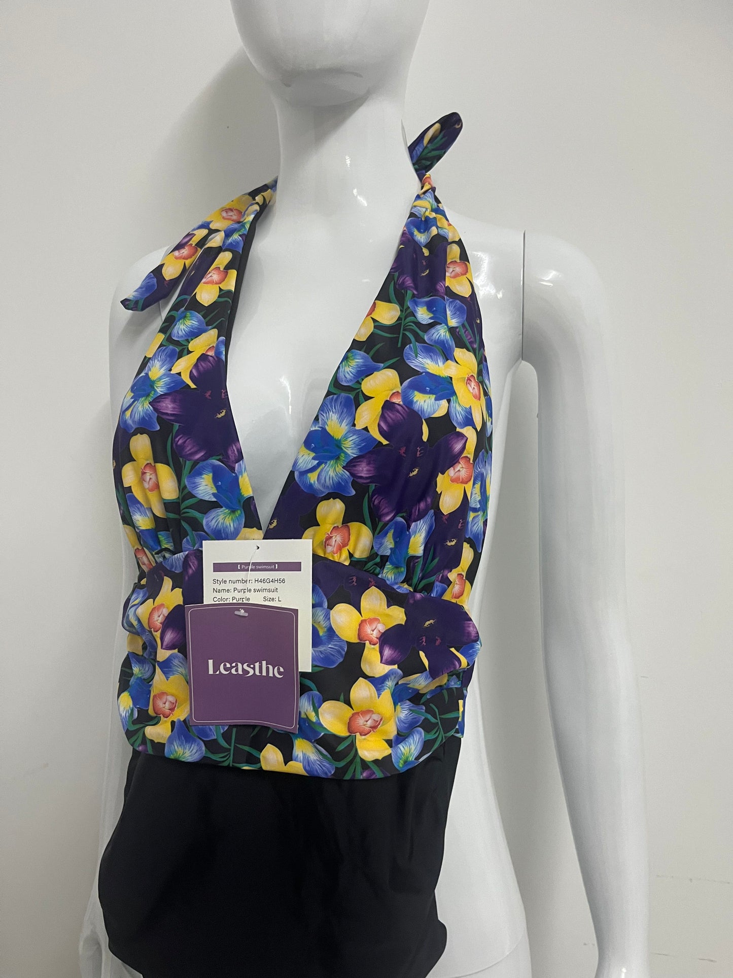 【Leasthe Floral Halter One-Piece Swimsuit】—— Vibrant & Flattering Swimwear for Confident Summer Days
