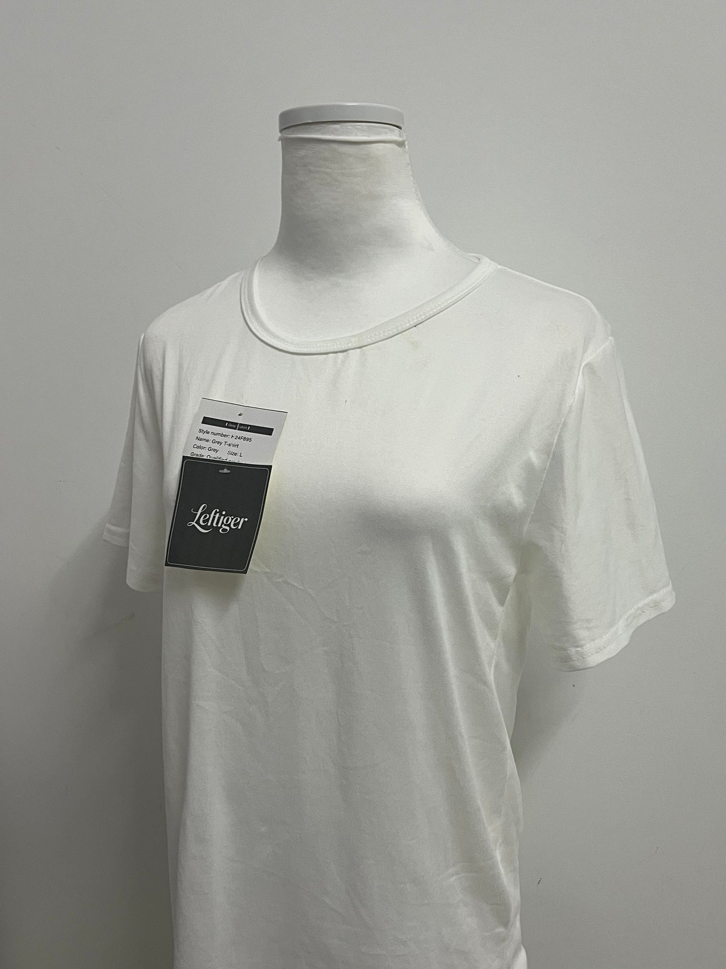Leftiger Basic White Crew Neck T-Shirt (Relaxed Fit)