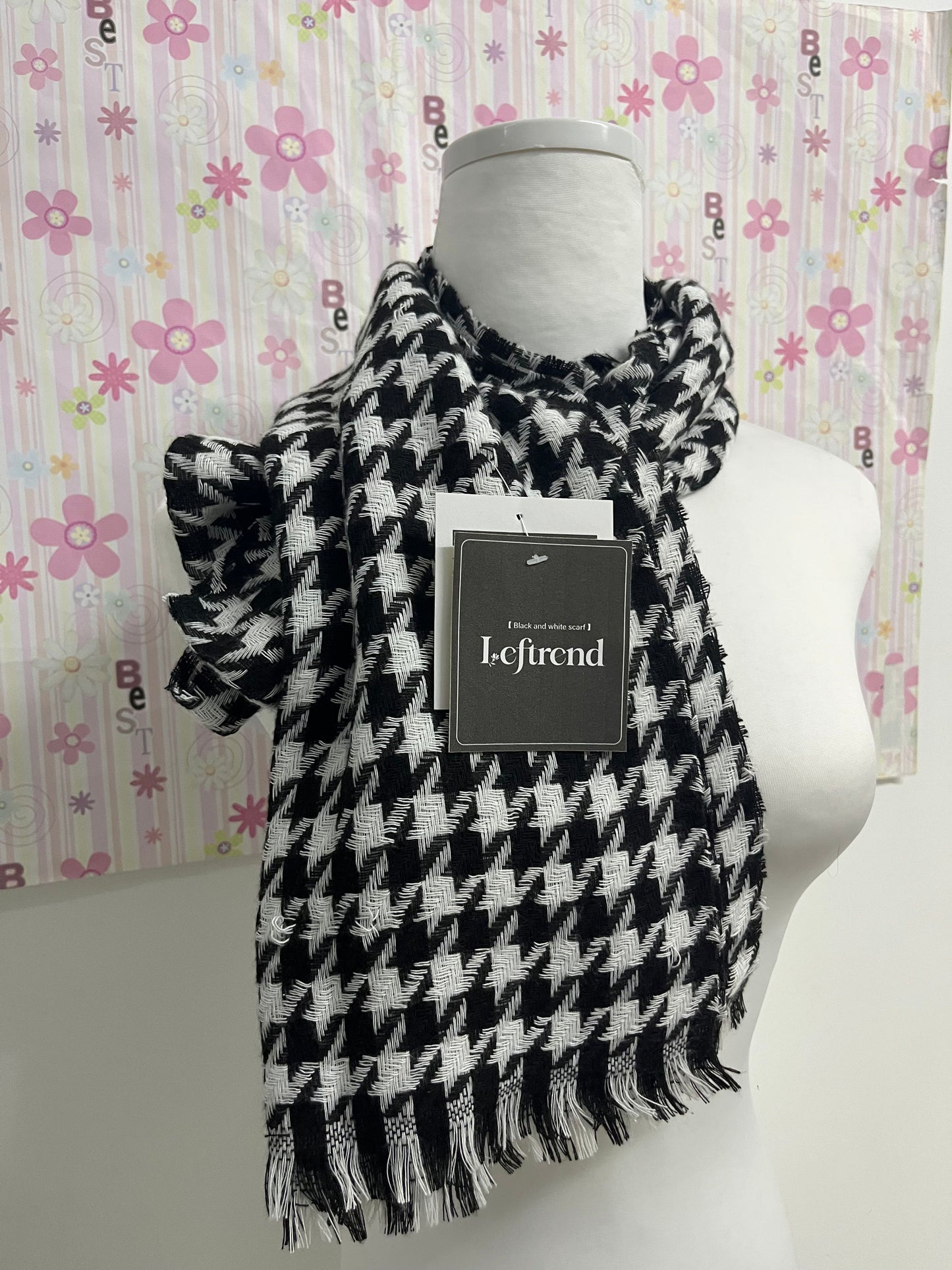 Leftrend Women's Lightweight Soft Fringe Scarf