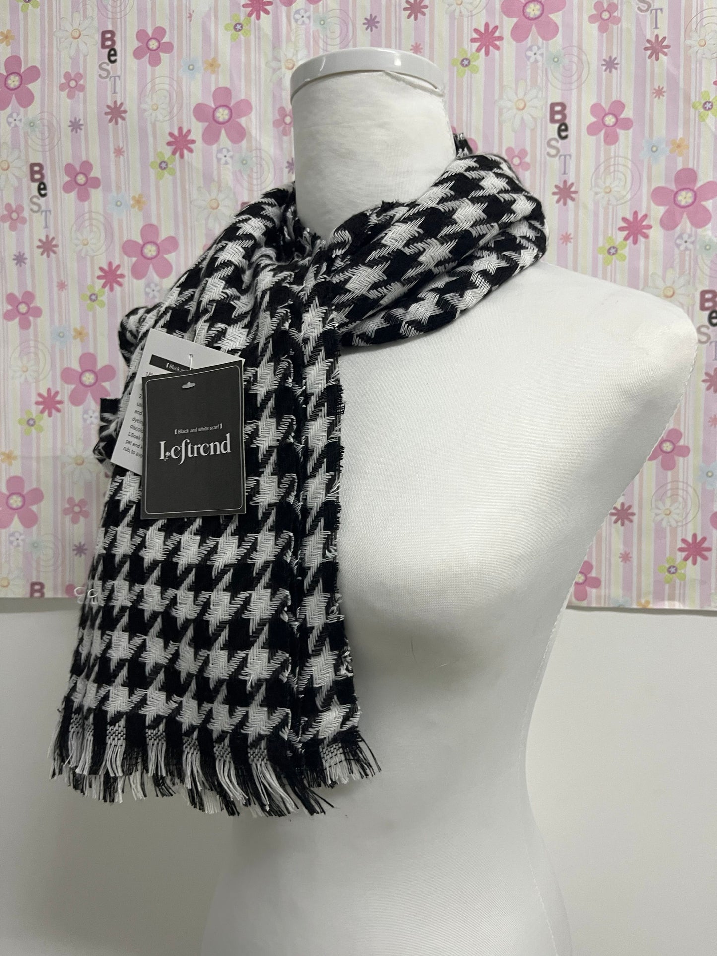 Leftrend Women's Lightweight Soft Fringe Scarf