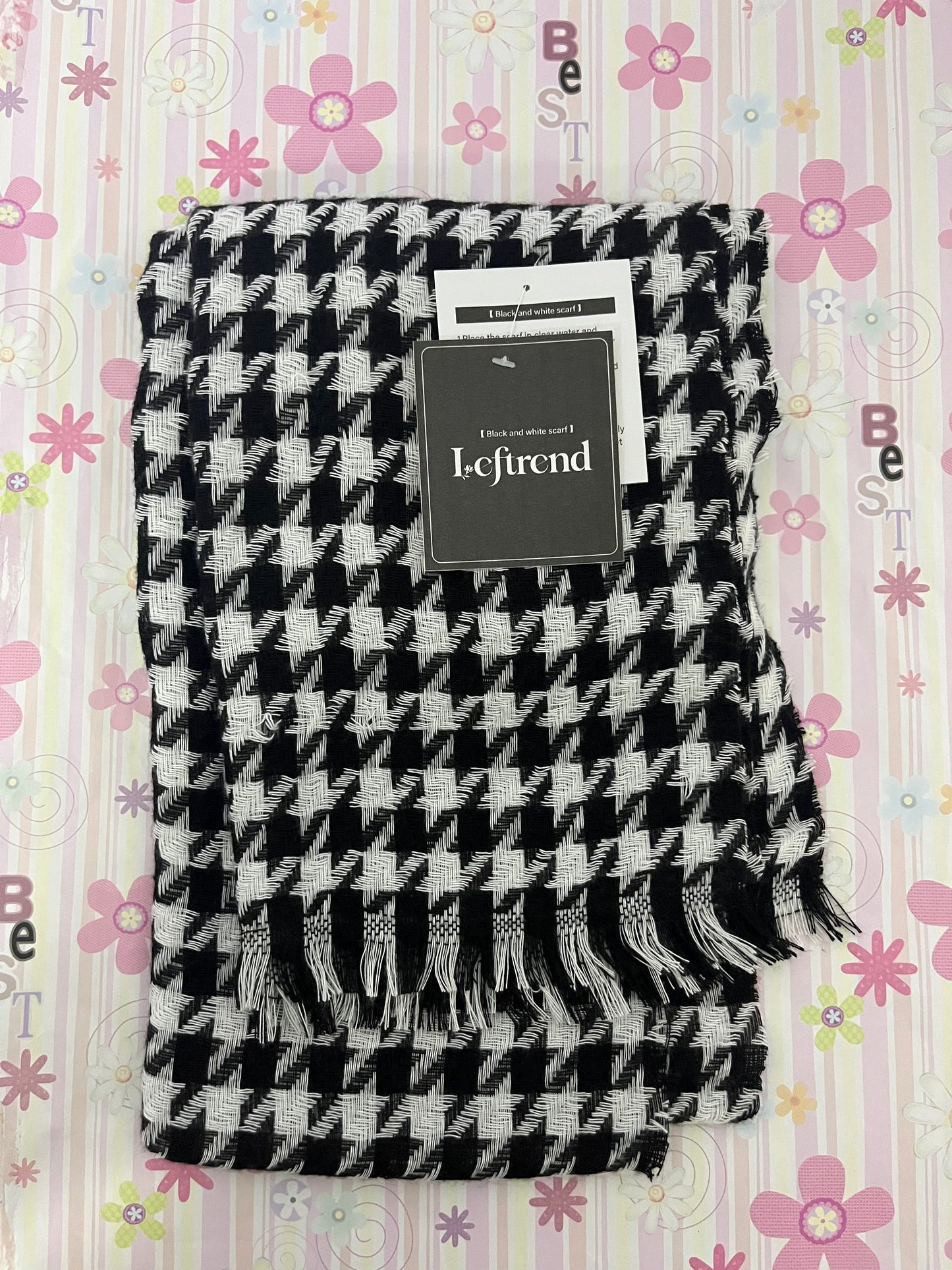 Leftrend Women's Lightweight Soft Fringe Scarf