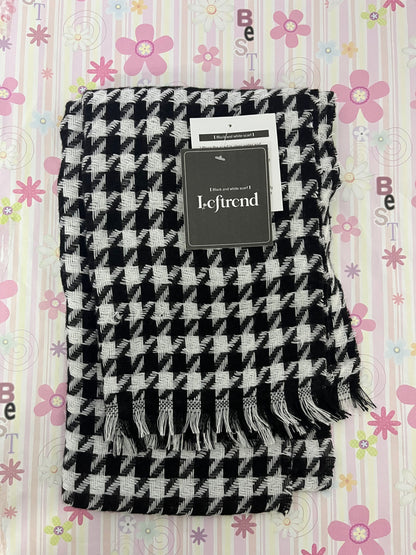Leftrend Women's Lightweight Soft Fringe Scarf