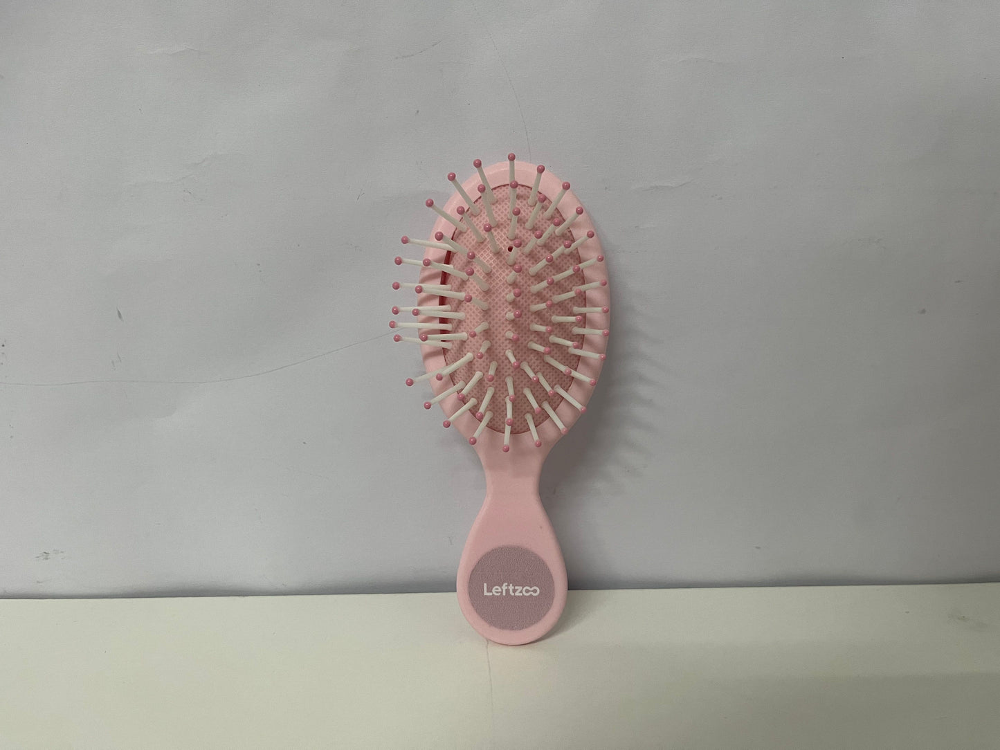 【Leftzoo Dry & Wet Mini Cushion Hairbrush】—— Portable Detangling & Scalp Care for All Hair Types