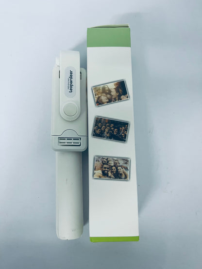 Leopardeer 67‘’ Selfie Stick, Phone Tripod with Wireless Remote Control, Portable Selfie Stick Tripod for Photograph, Live Streaming, Video Recording, Compatible with All Cell Phones, White