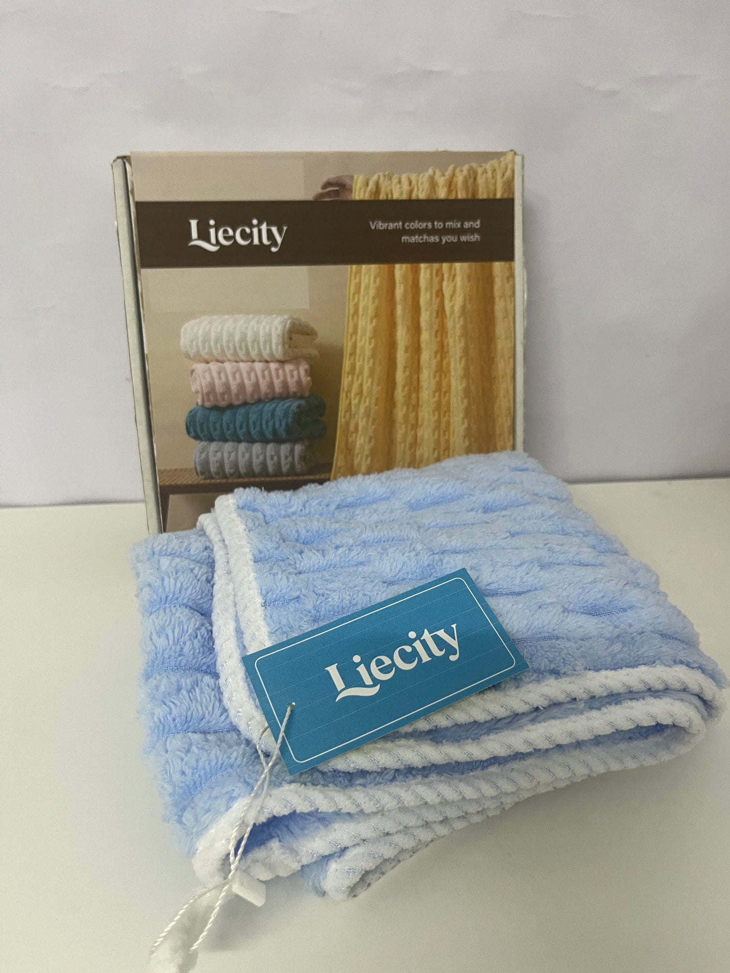 【Liecity Washcloths】——Liecity Cloud Plush Washcloths - Ultra Absorbent, Lint-Free, Soft & Quick-Drying Face Towels for Bathroom & Kitchen