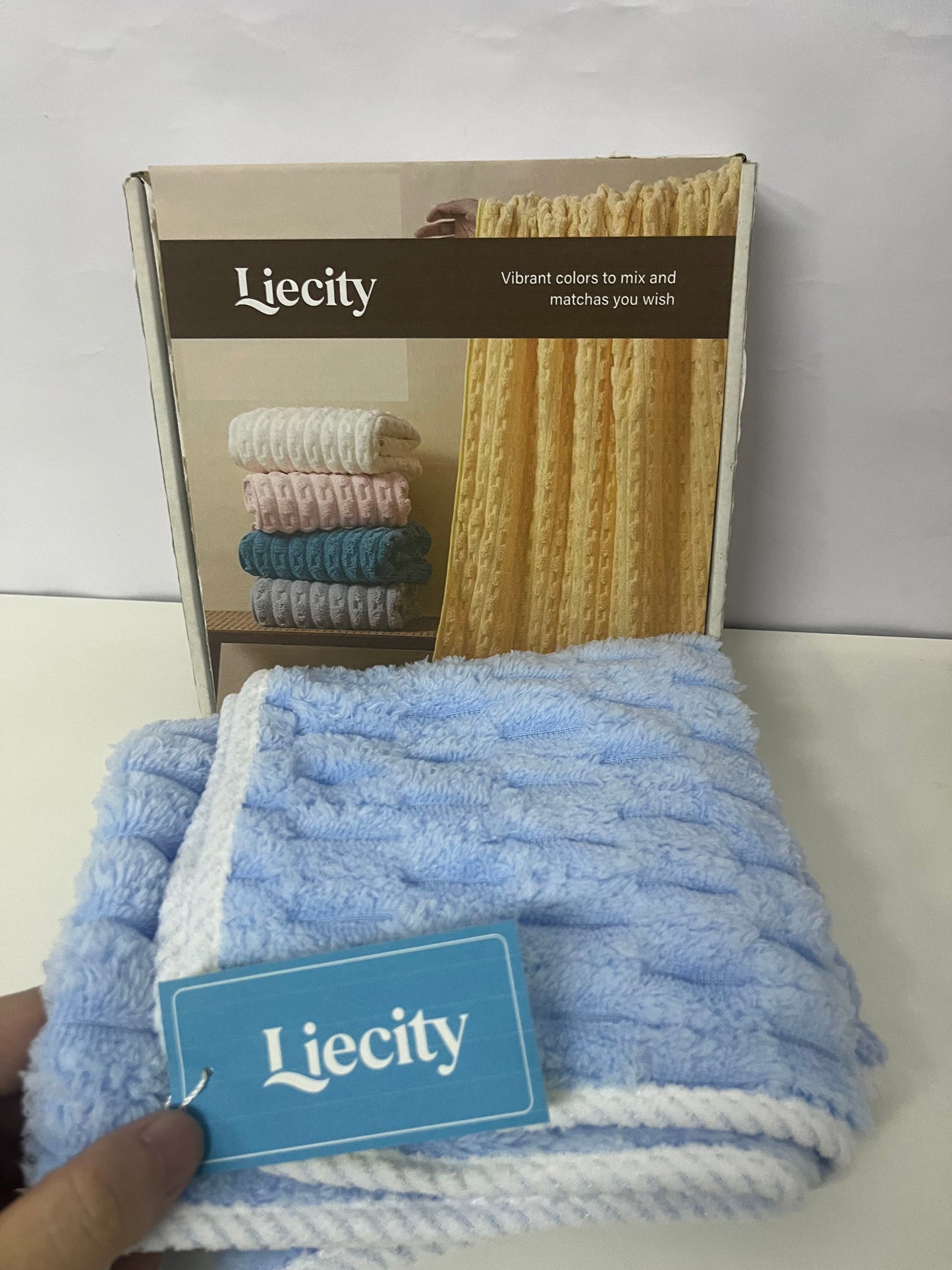 【Liecity Washcloths】——Liecity Cloud Plush Washcloths - Ultra Absorbent, Lint-Free, Soft & Quick-Drying Face Towels for Bathroom & Kitchen