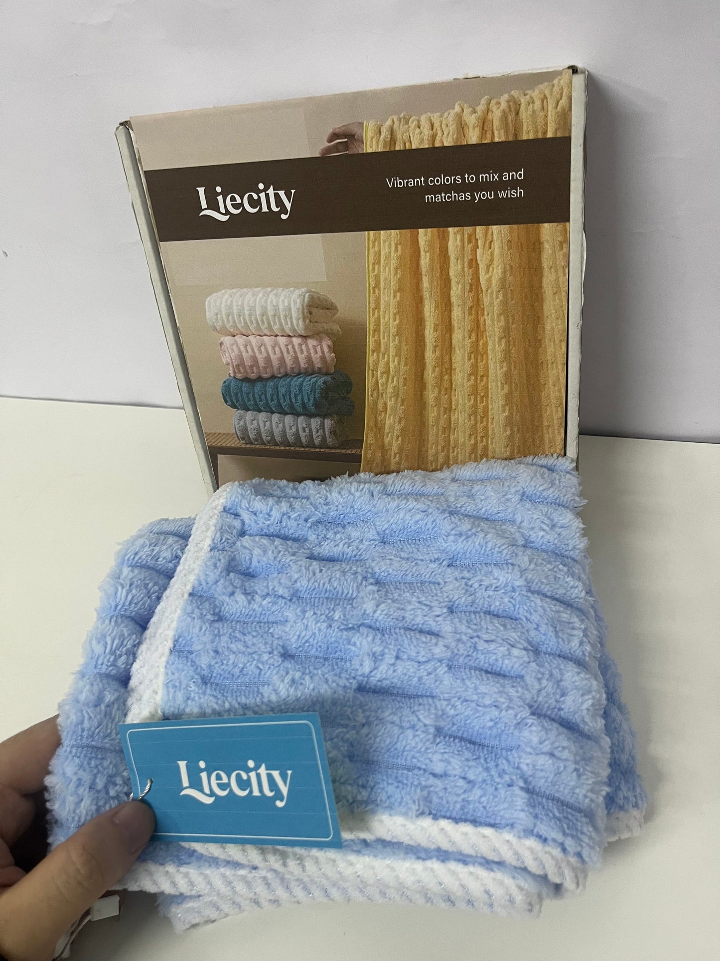 【Liecity Washcloths】——Liecity Cloud Plush Washcloths - Ultra Absorbent, Lint-Free, Soft & Quick-Drying Face Towels for Bathroom & Kitchen