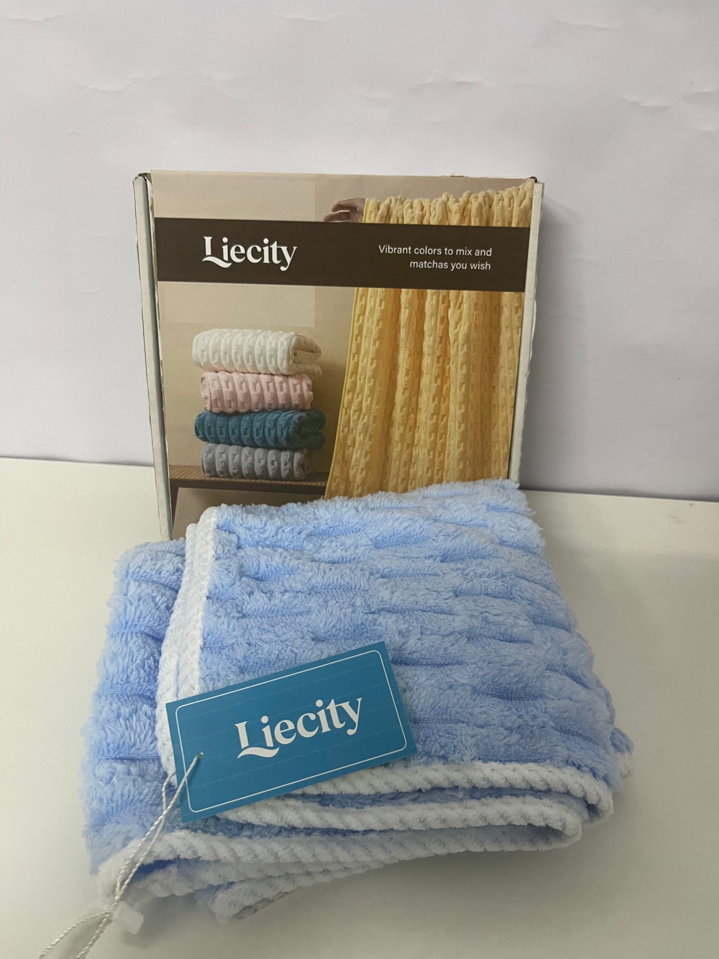 【Liecity Washcloths】——Liecity Cloud Plush Washcloths - Ultra Absorbent, Lint-Free, Soft & Quick-Drying Face Towels for Bathroom & Kitchen