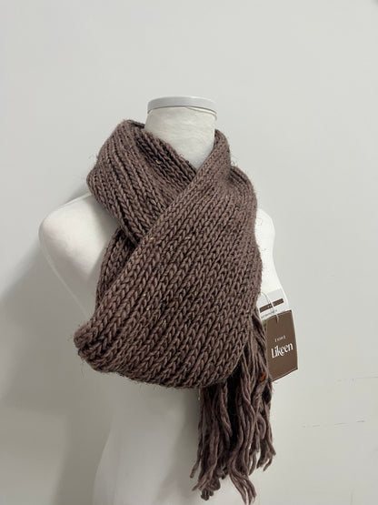 Likeen Chunky Knit Warm Tassel Scarf - Perfect Blend of Fashion and Warmth for Autumn & Winter