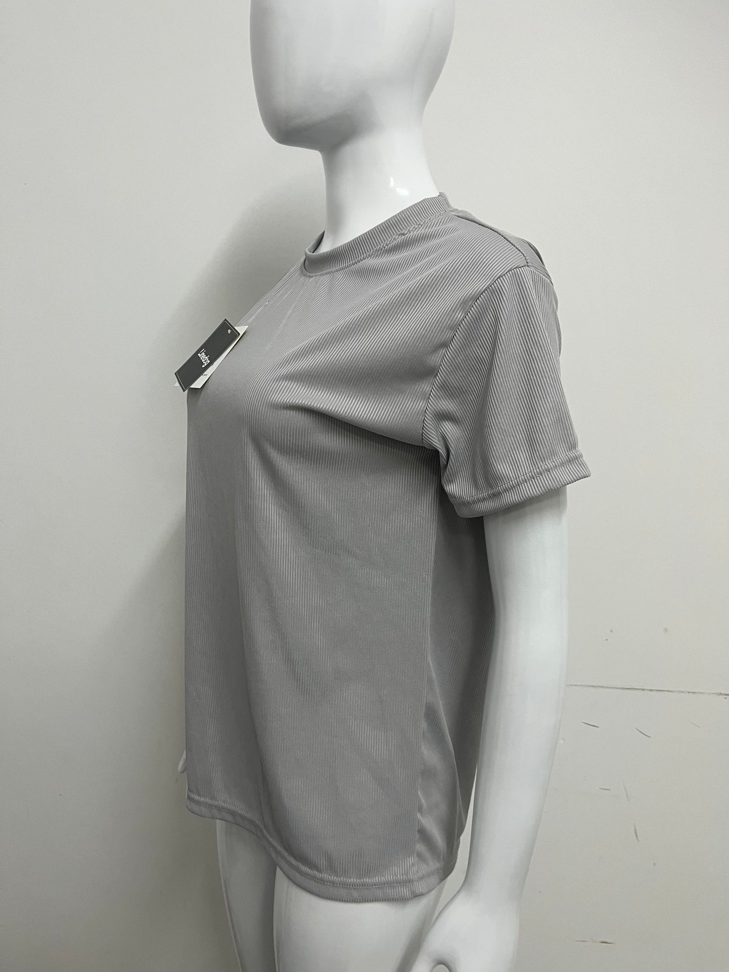 【Linedog Ribbed Crew Neck T-Shirt】—— Versatile Basic for Effortless Everyday Style