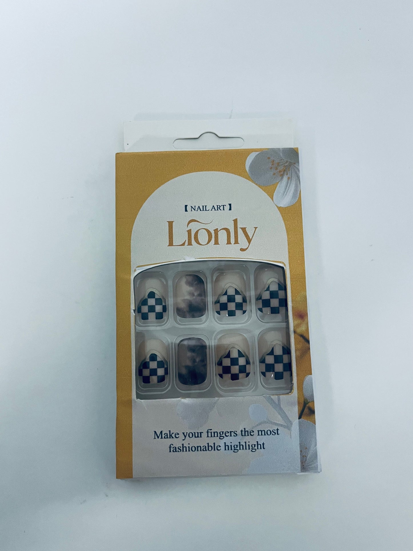 Lionly Checkerboard & Smudge Press on Nails Set, Fashionable & Convenient Fake Nails for Trendy Fingertip Look