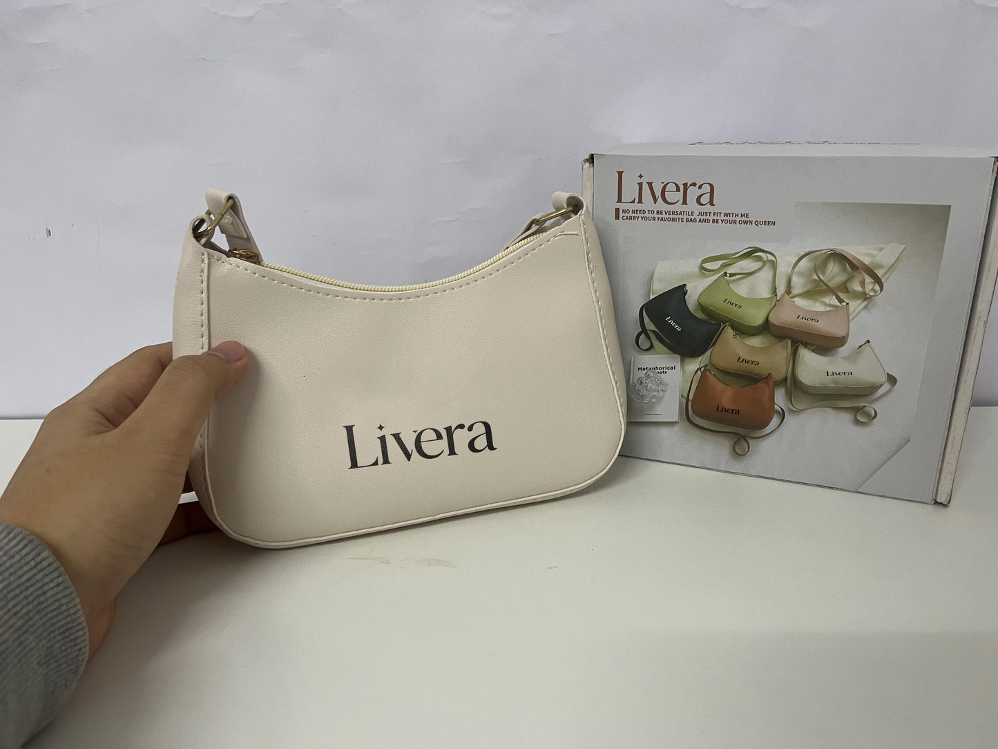 Livera Ladies' Handbag—— Stylish & Compact Daily Companion