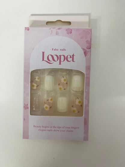 Loopet Cherry Blossom Daisy False Nails