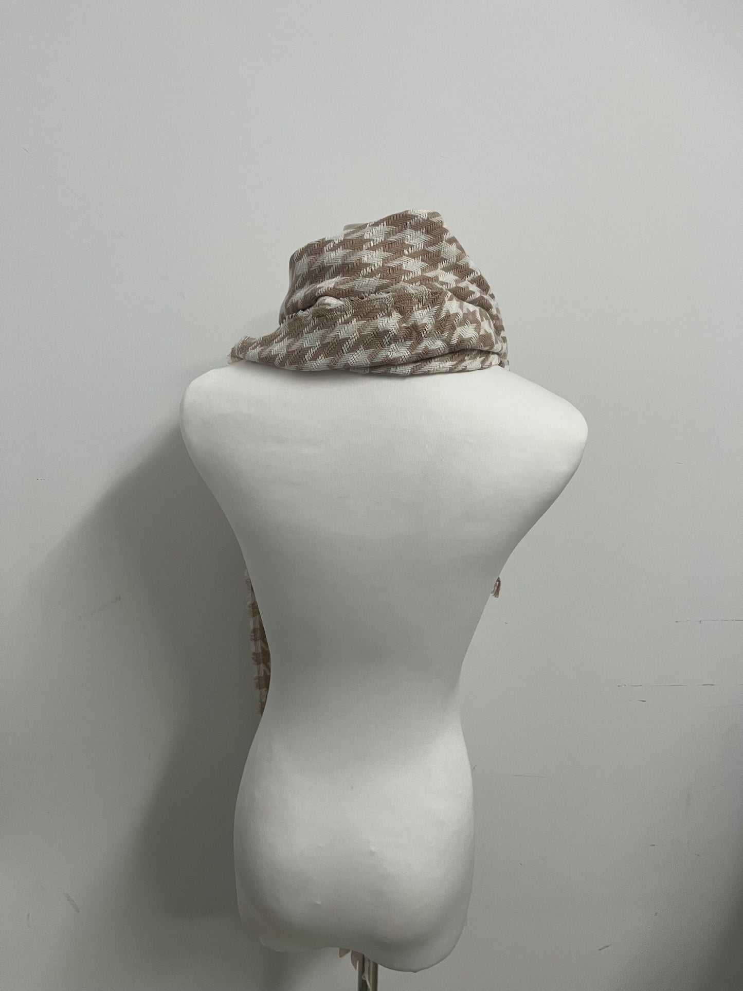 [Lotluck Scarfs]-Houndstooth Fringe Scarf - Autumn Winter Warm Imitation Cashmere Shawl