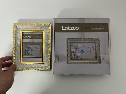 [Lotzoo Picture frames]-European Carved Photo Frame - Retro Luxury Tabletop Frame