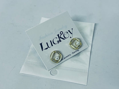 Luckey Vintage Crystal Pearl Stud Earrings Hollow Cz Square Earrings Pearl Square Earrings Gold Pearl Earrings Jewelry for Women