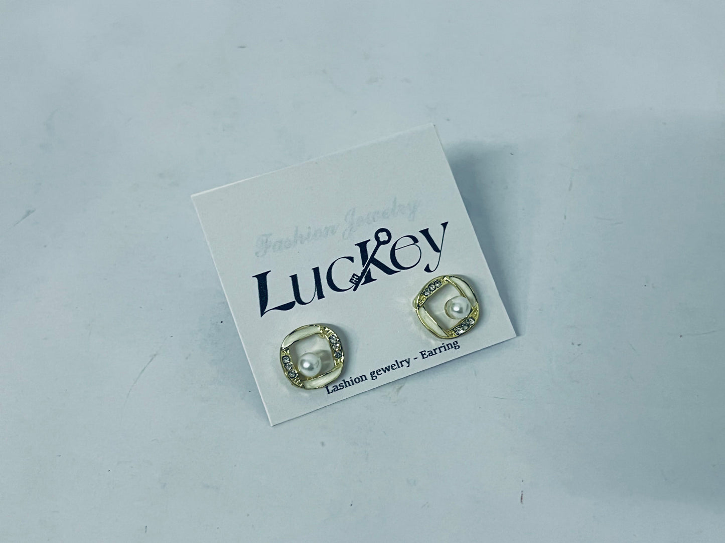 Luckey Vintage Crystal Pearl Stud Earrings Hollow Cz Square Earrings Pearl Square Earrings Gold Pearl Earrings Jewelry for Women