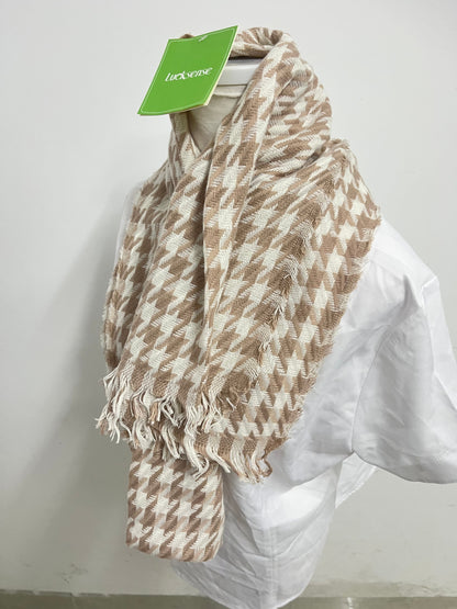 Lucksense Houndstooth Knit Scarf Retro Fashion Warm & Comfortable A Versatile Textured Piece for Autumn & Winter Outfits