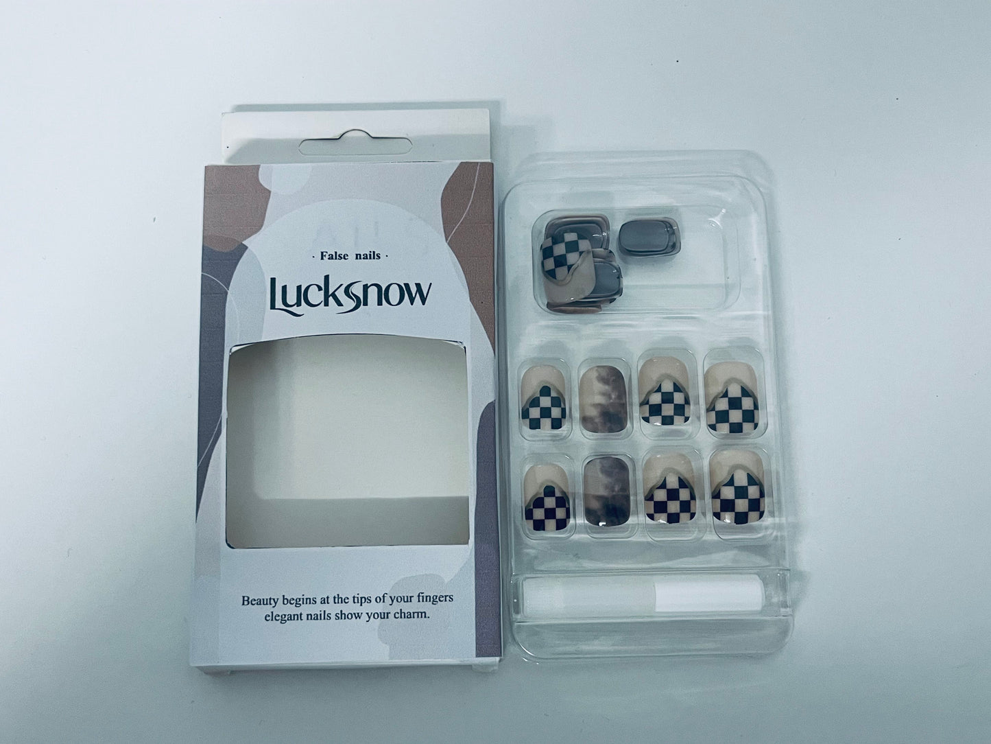 Lucksnow Checkerboard Retro Fake Nail Tips - Color-Block Matte Press-On Nails (With Jelly Adhesive)
