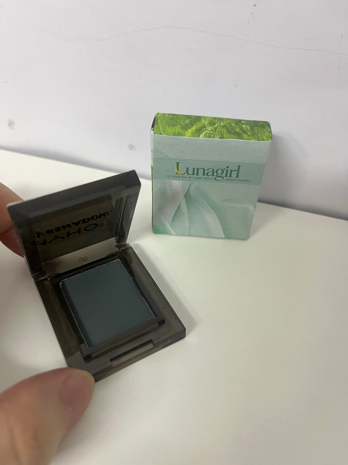 [Lunagirl Eye shadow]-Single Matte Eyeshadow - Cool Gray-Blue Tone Atmosphere Eyeshadow Palette
