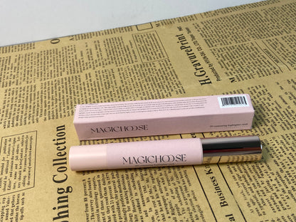MAGICHOOSE Highlighter make-up Highlighter Bronzer Pen,Long Lasting & Smooth Natural Face Contouring Illuminator,Professional Makeup Kit for All Skin
