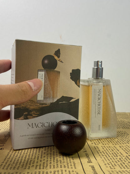 MAGICHOOSE Perfume Nourishing and Hydrating Hair Shine Spray-A Warm and Sensual Fragrance With Sweet Floral Scent