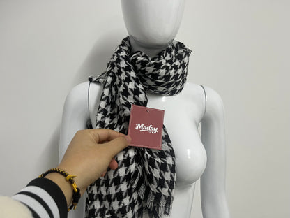 【Maday Houndstooth Fringed Scarf】—— Timeless Elegance for Effortless Styling